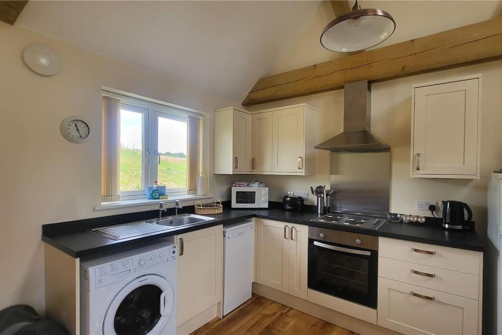2 Abbey View Cottages, Battle, East Sussex *